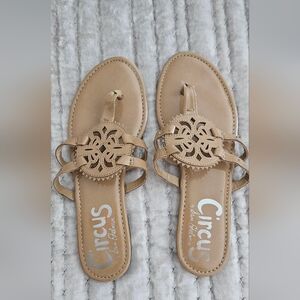 Circus By Sam Edelman Tan Sandals Size 9